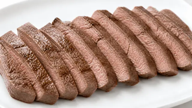 牛赤身肉のPFC解説で使う食材イメージ