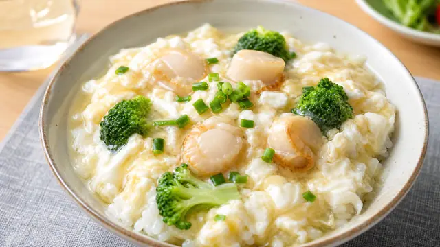 ほたて卵白だしあんかけ丼の完成イメージ